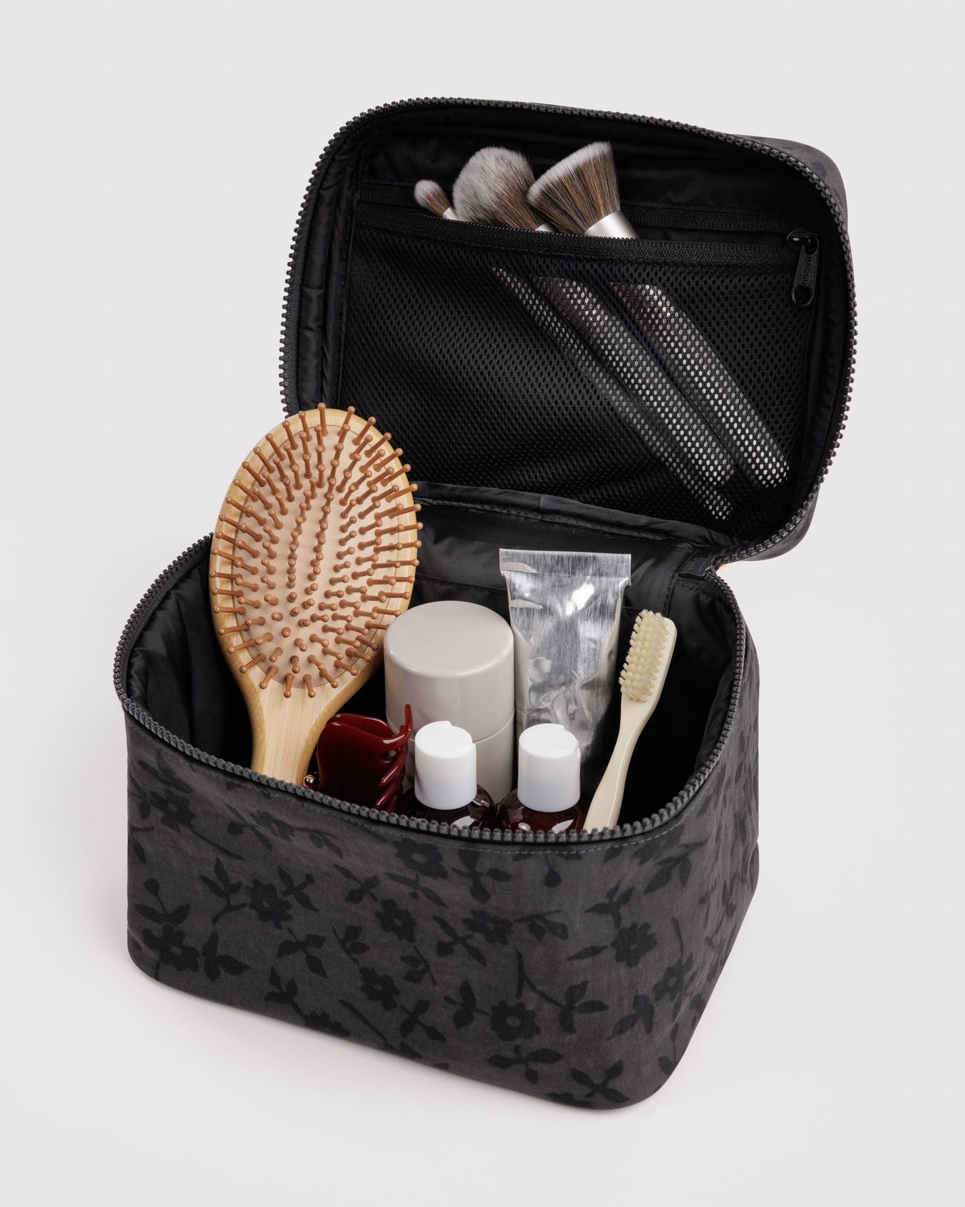 Large Cosmetic Case B1