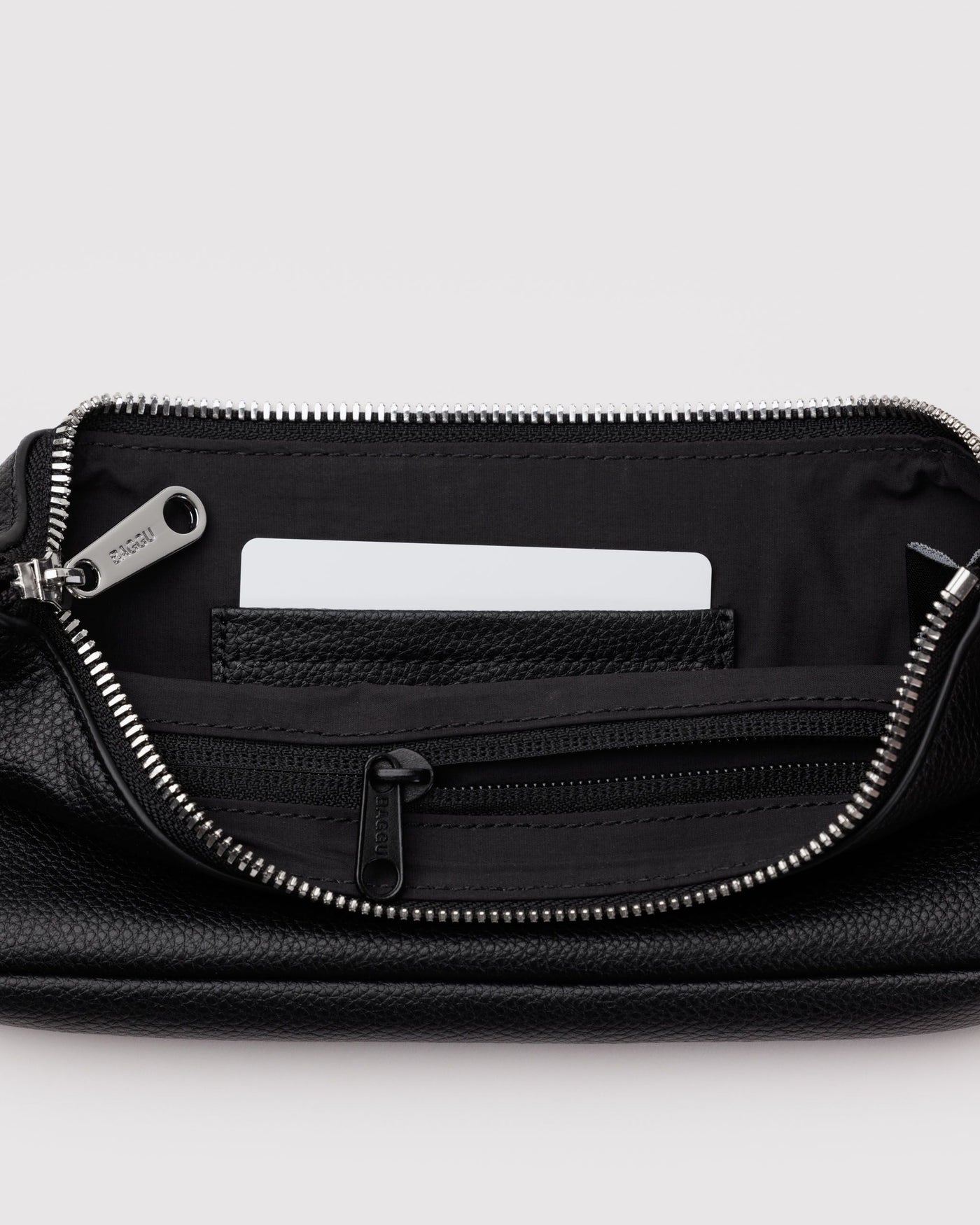 Recycled Leather Pochette K6