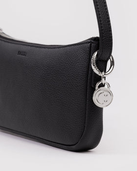 Recycled Leather Pochette K6