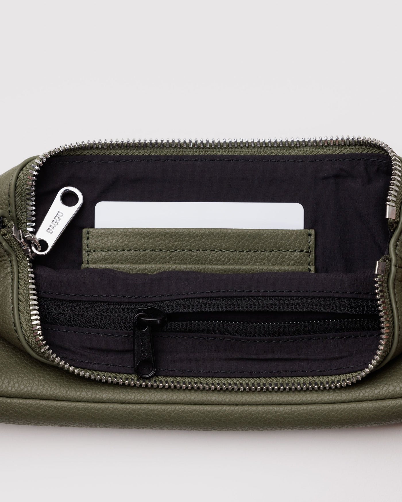 Recycled Leather Pochette K6