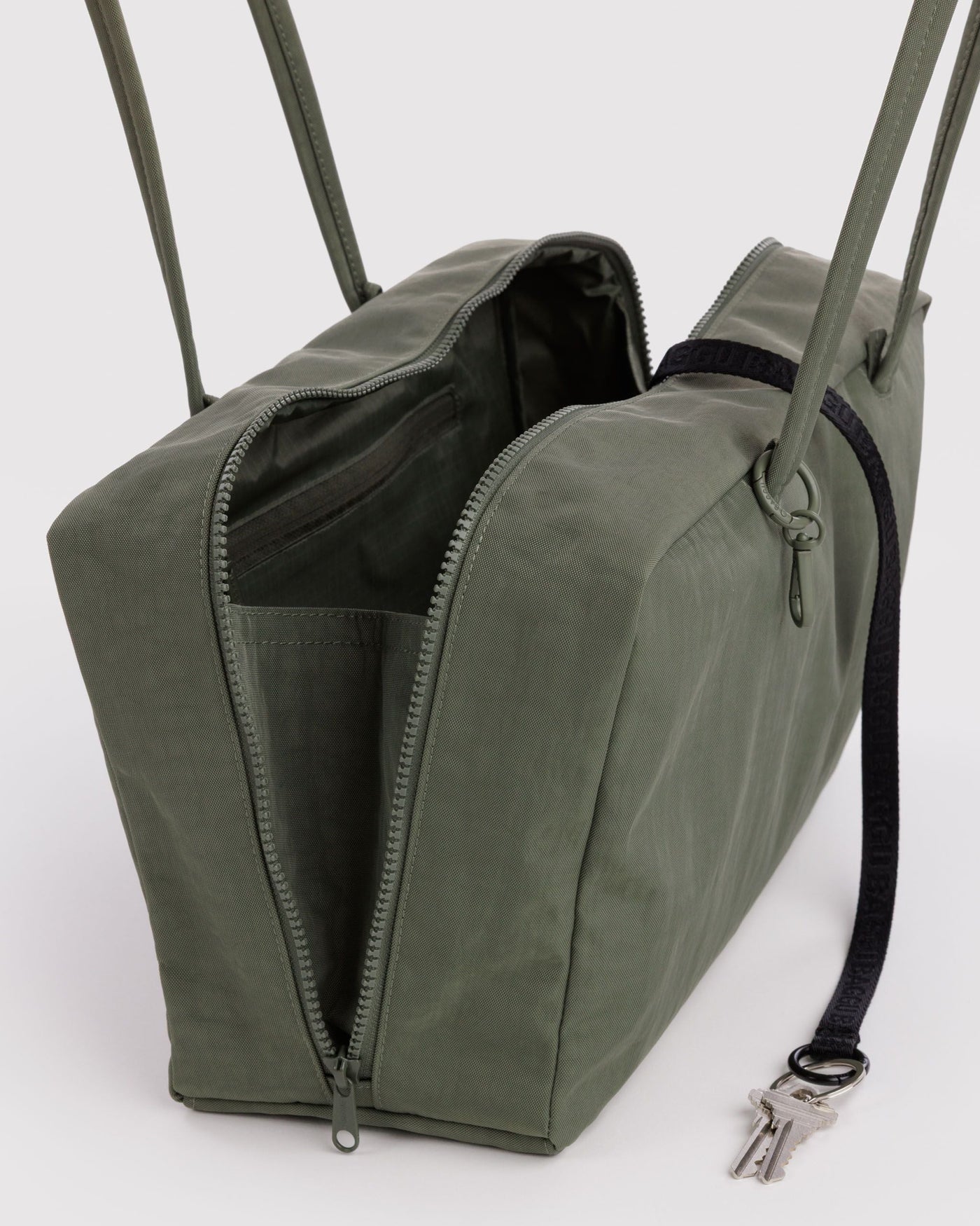 Medium Nylon Bowler Bag I9