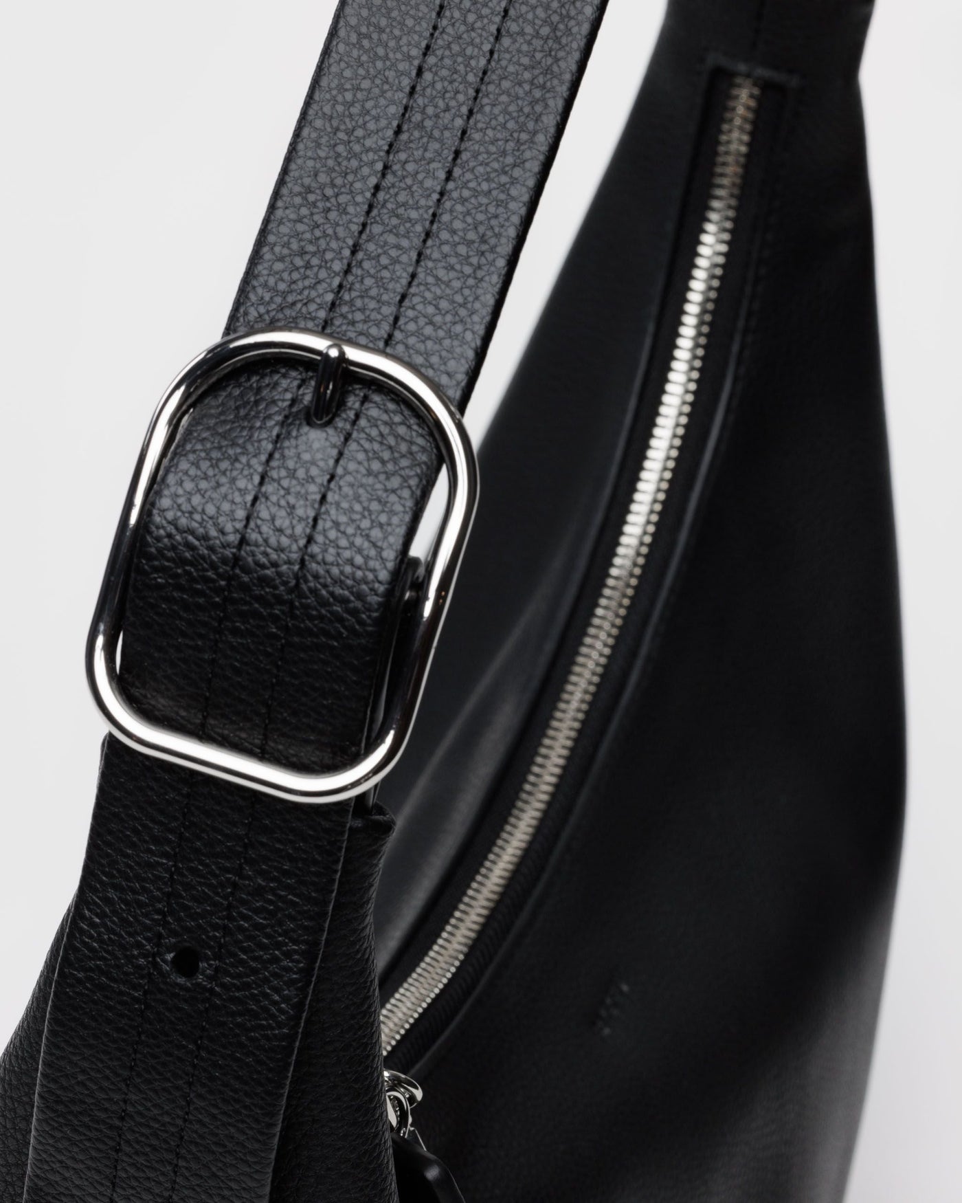 Recycled Leather Shoulder Bag V3