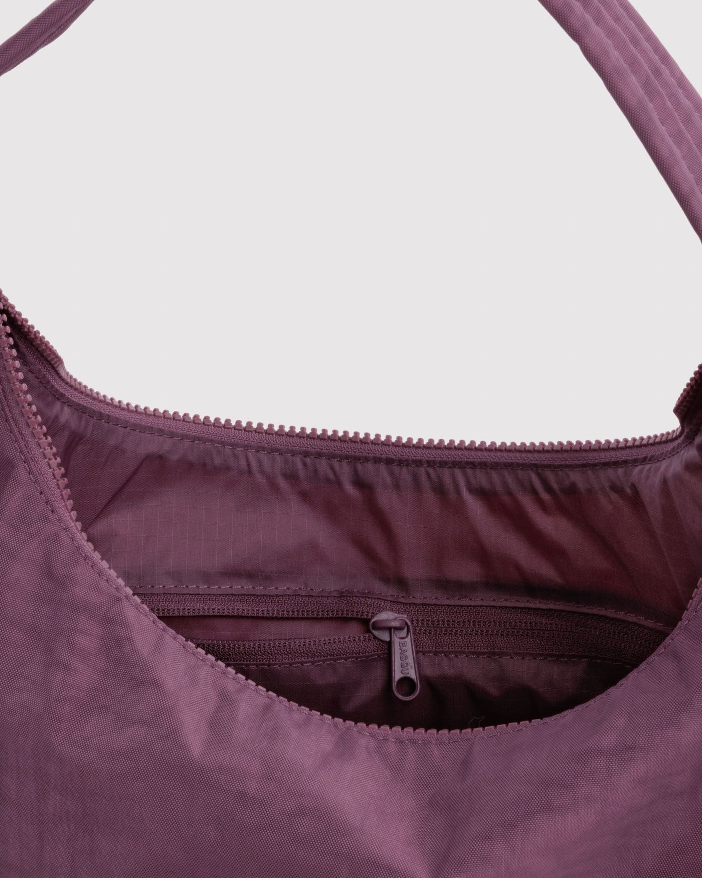 Nylon Shoulder Bag C4